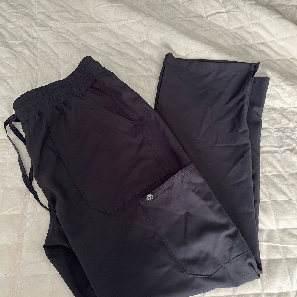 Women grey scrubs bottom